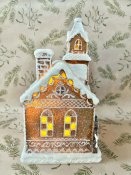 Pepparkakskyrka med belysning