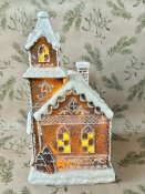 Pepparkakskyrka med belysning