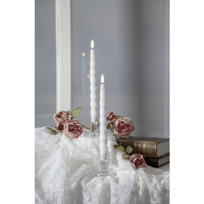 tvinnade batteriljus